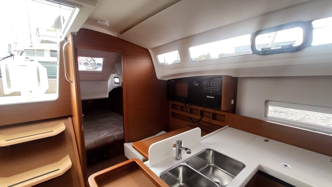Sun Odyssey 410