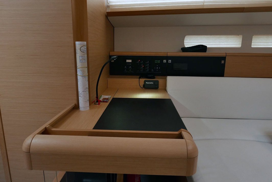 Sun Odyssey 519