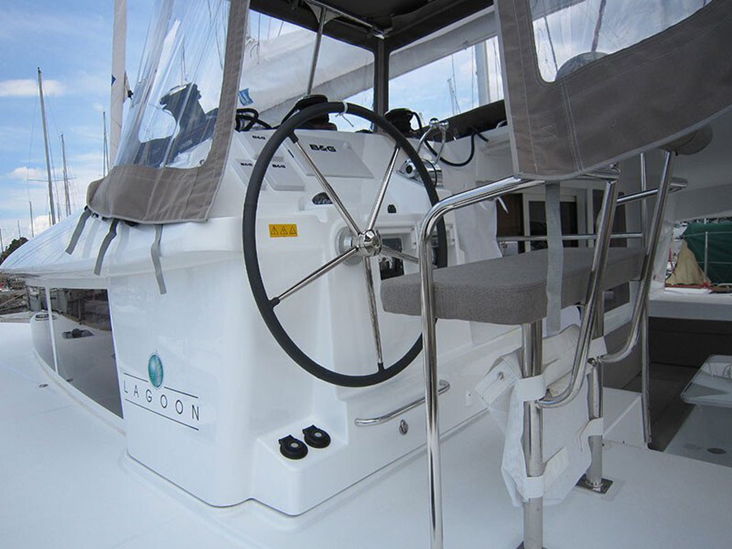 Lagoon 400 S2