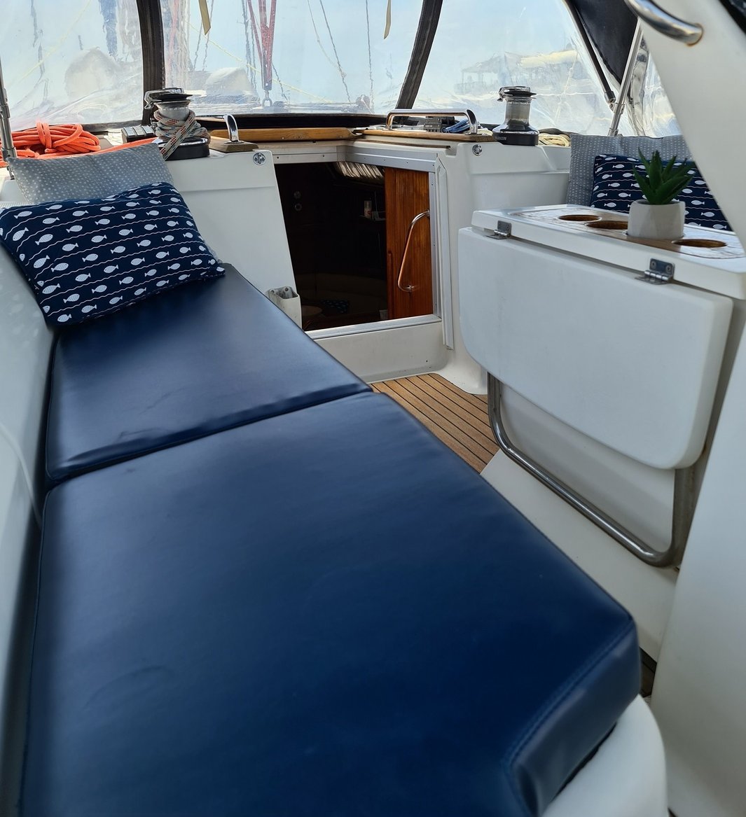 Bavaria 42