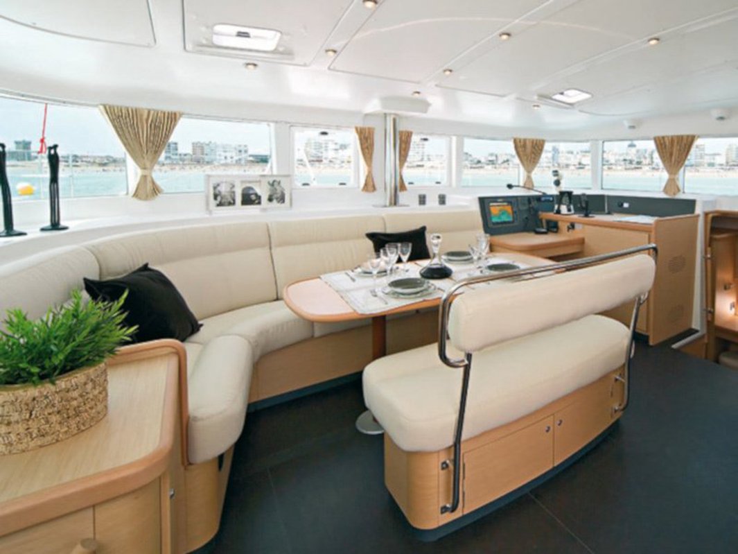 Lagoon 440