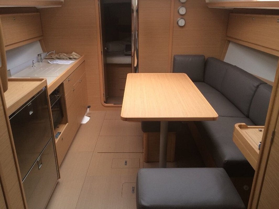 Dufour 382 Grand Large