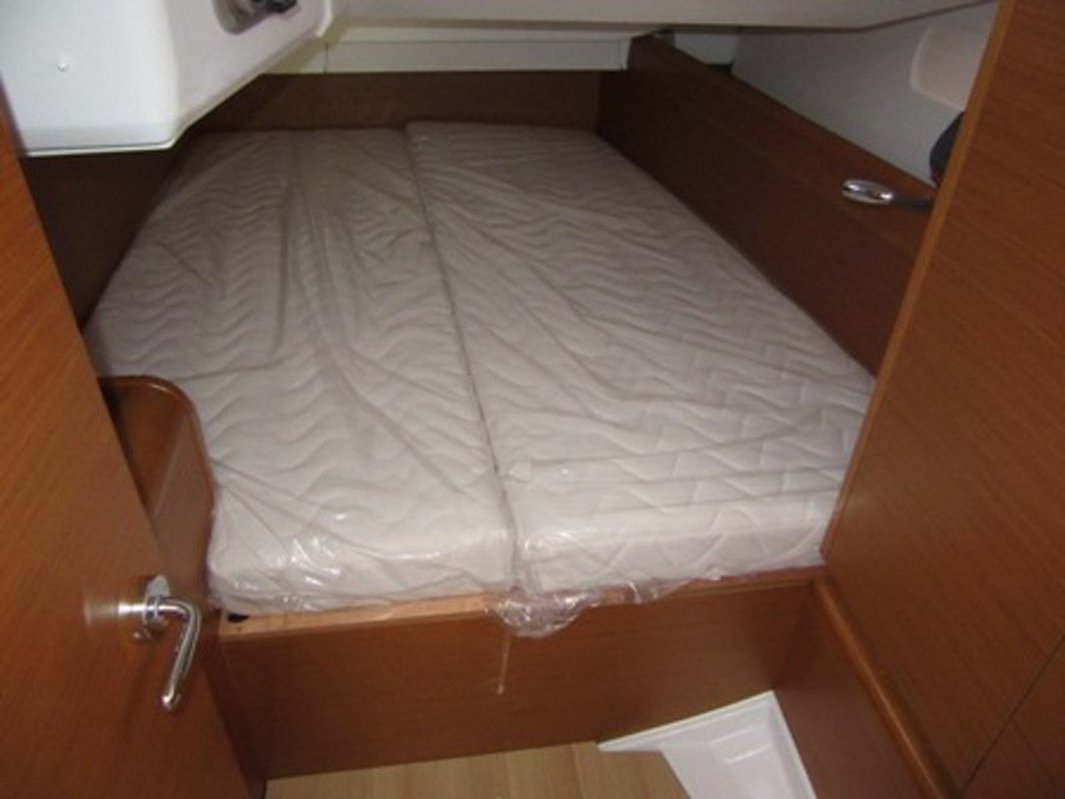 Sun Odyssey 449