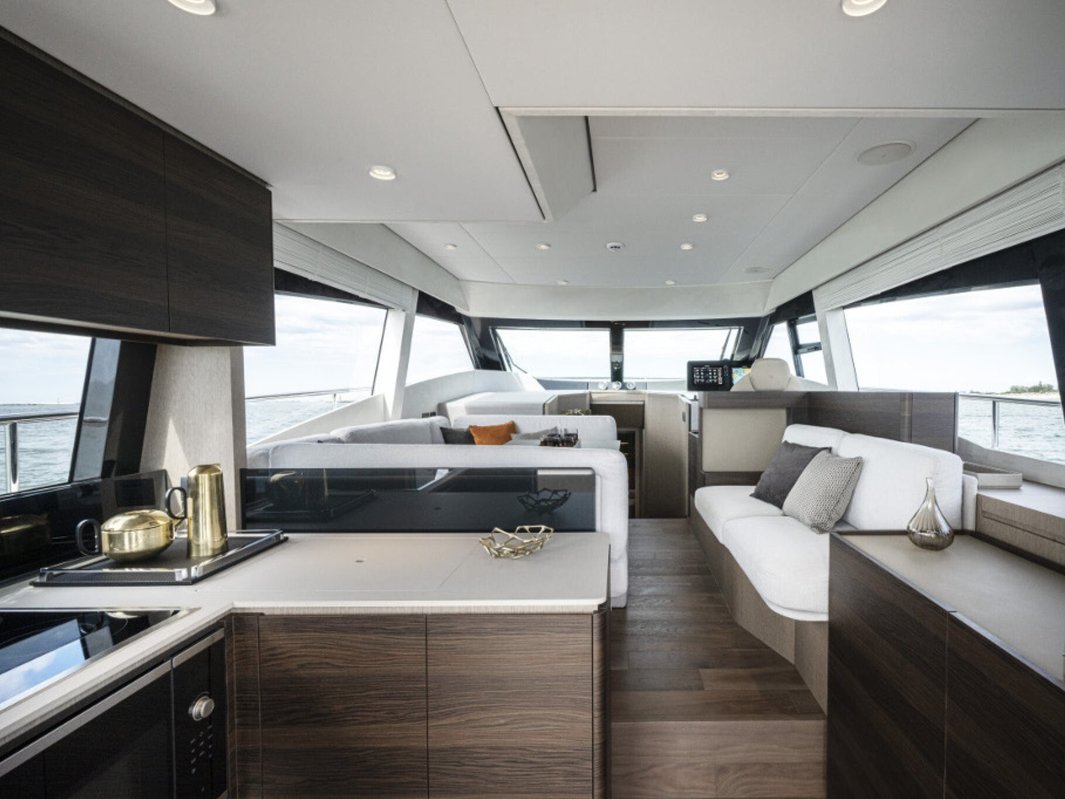 Ferretti 500