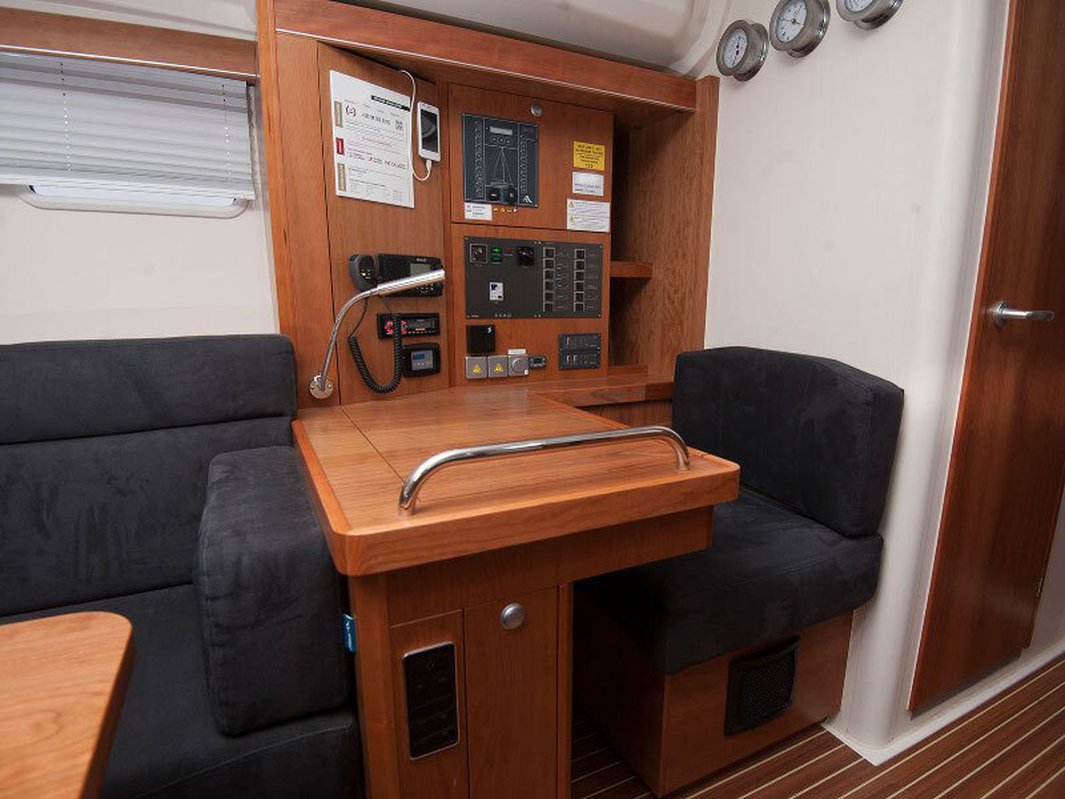 Hanse 505