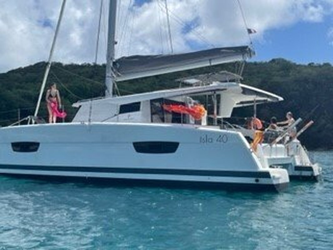 ISLA 40 2 SDB
