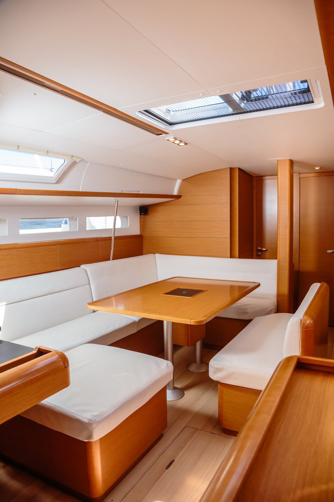 Sun Odyssey 519