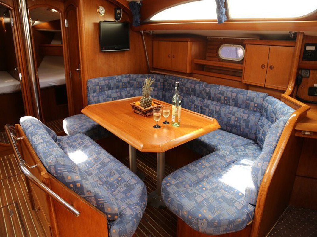 Sun Odyssey 45.2