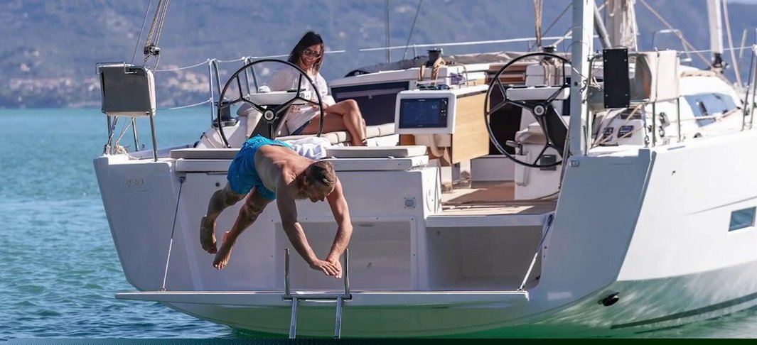 Dufour 430