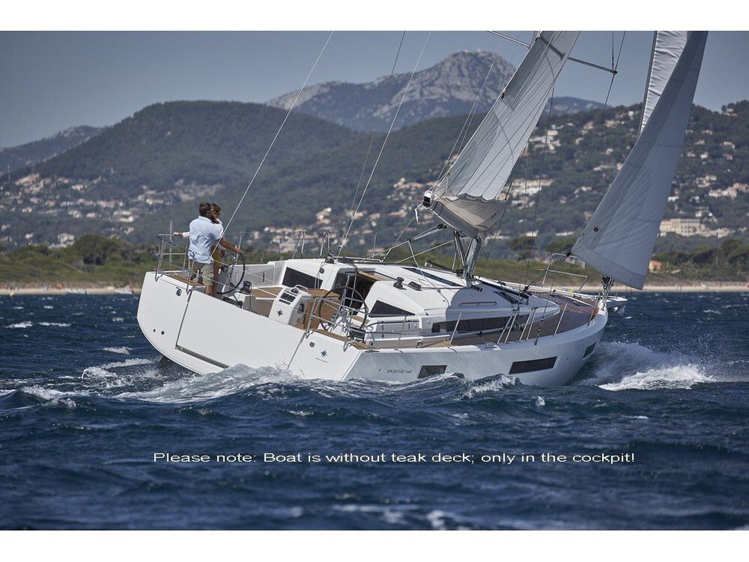 Sun Odyssey 440