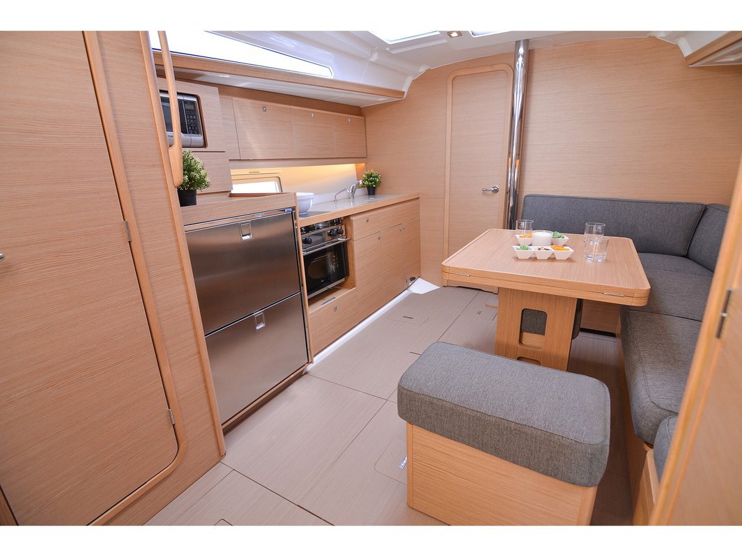 Dufour 390 Grand Large