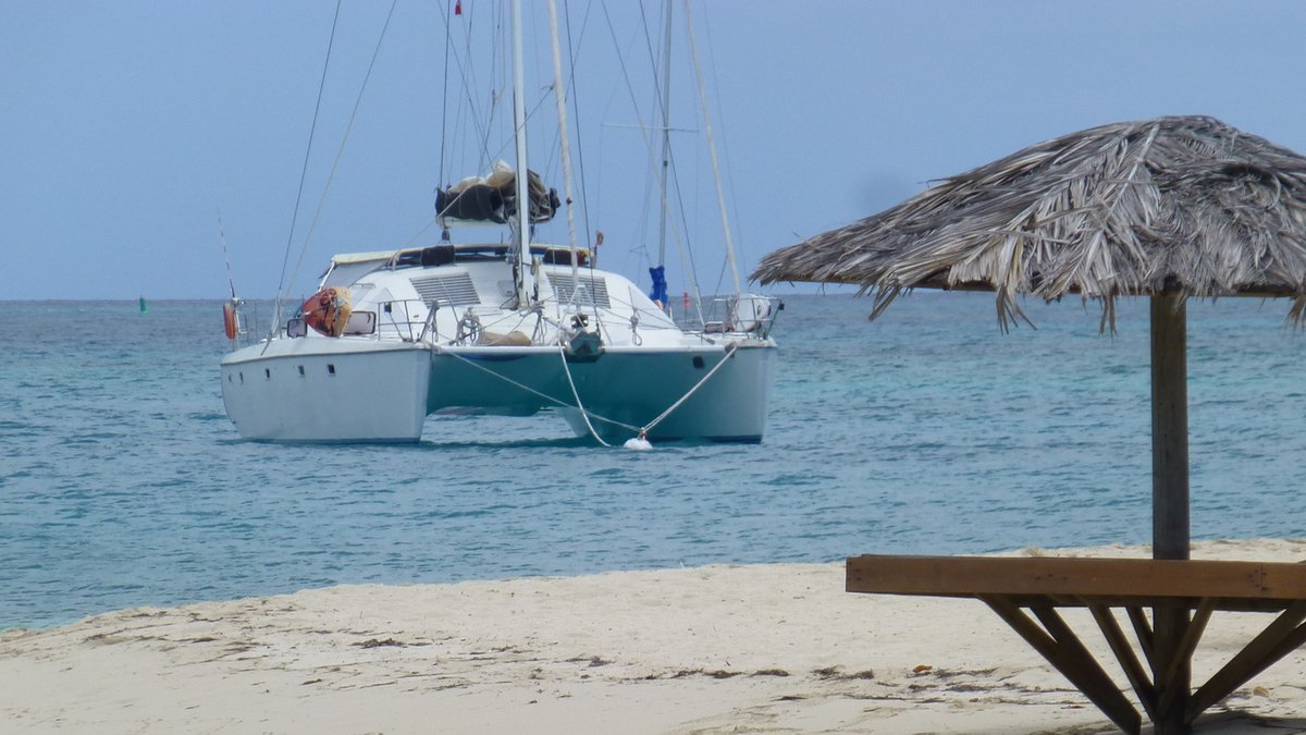 catamaran sailing guadeloupe