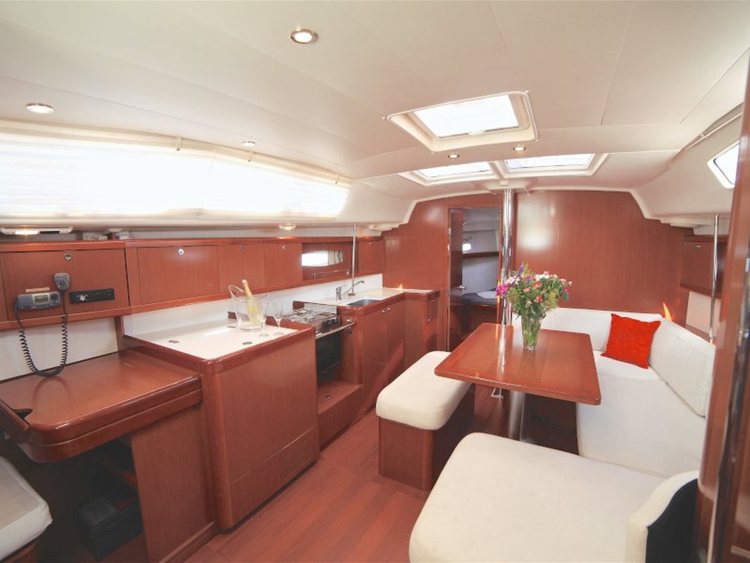 Oceanis 40
