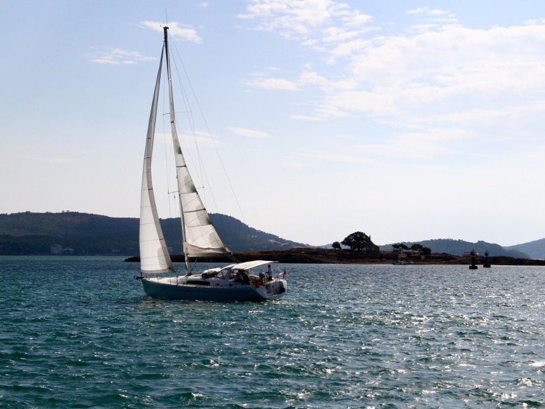 Oceanis 50