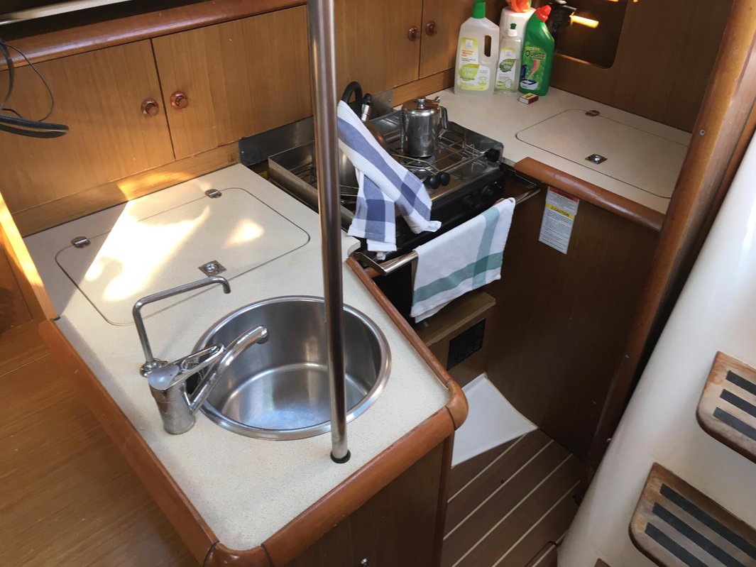 Sun Odyssey 32i