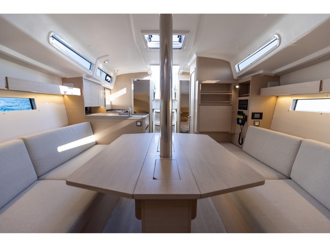 Oceanis 34.1