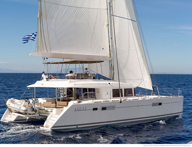 Catamaran cruise in Croatia : Hvar, Brac, Vis, Vis, Bisevo, Solta