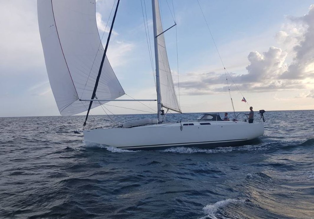 HANSE VARIANTA 44