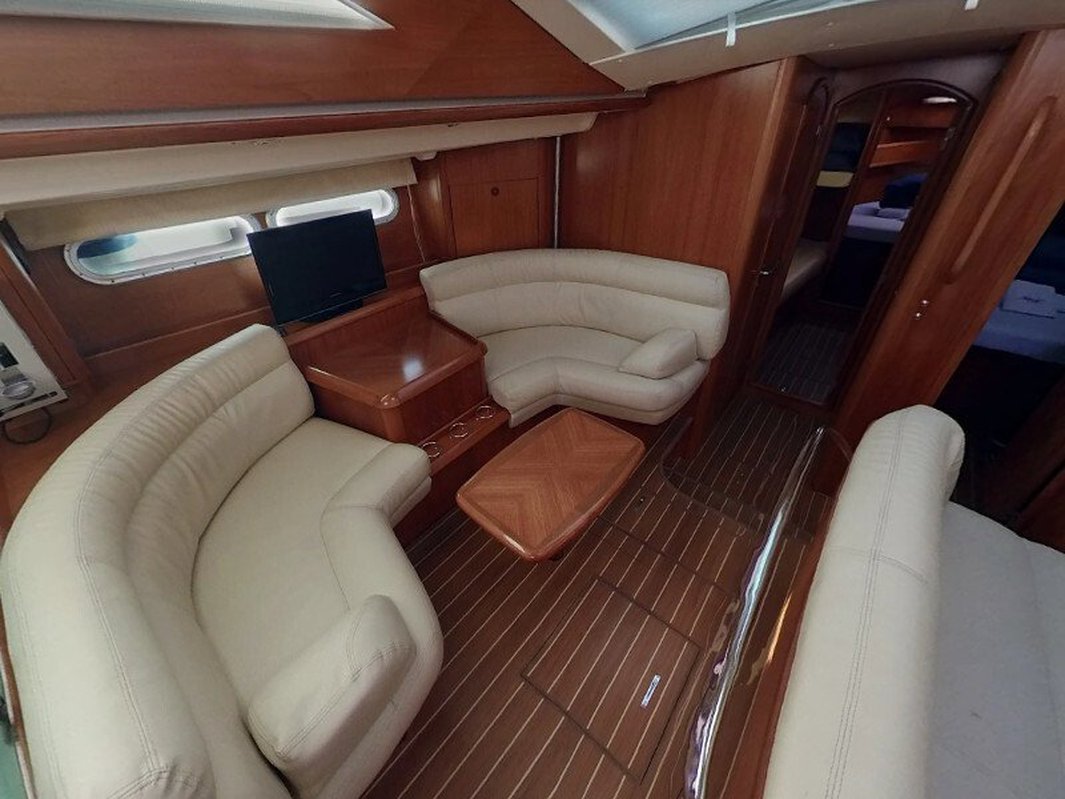 Sun Odyssey 54DS