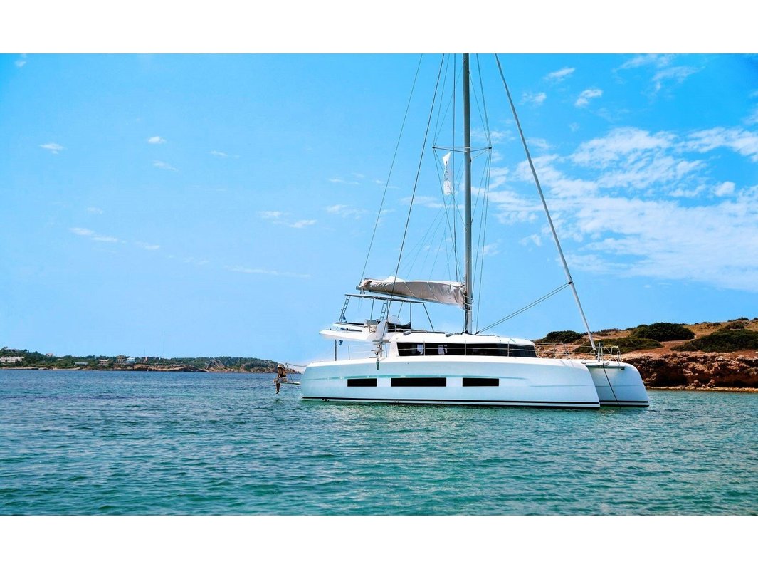 Dufour Catamaran 48