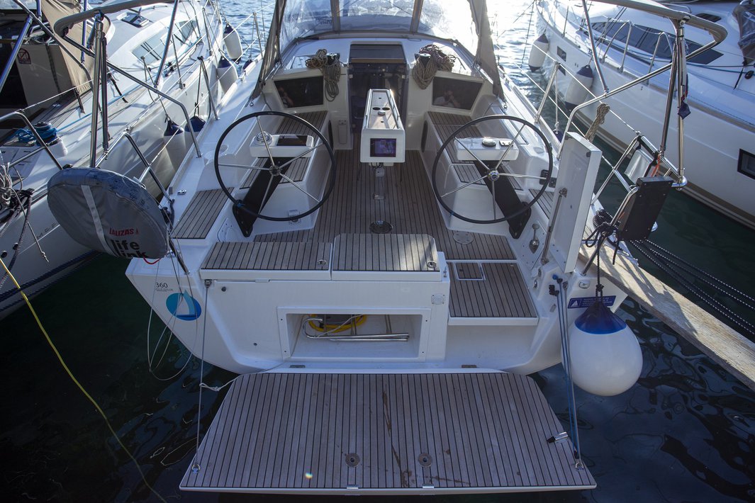 Dufour 360 Grand Large