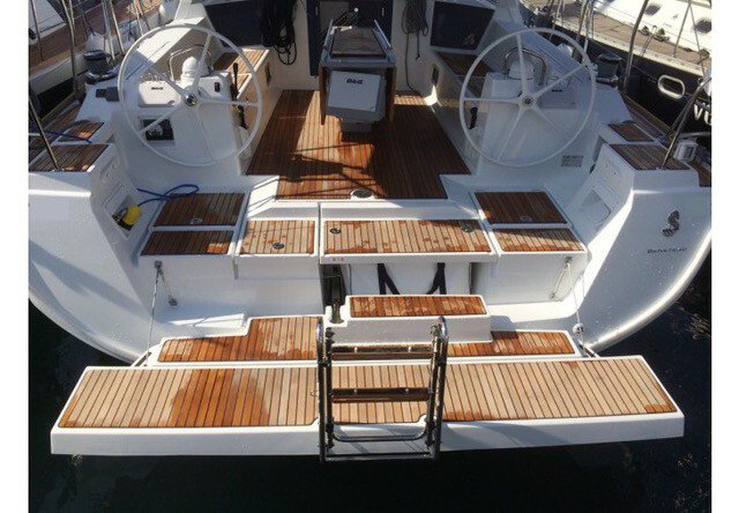 Oceanis 48