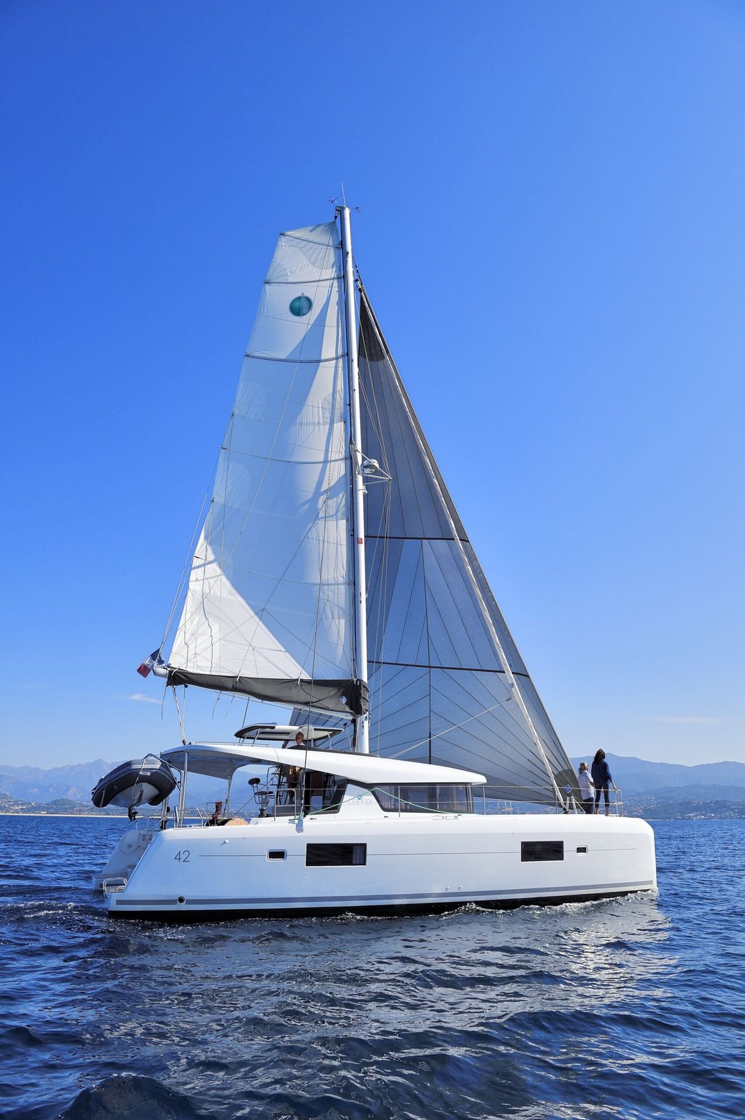 Lagoon 42