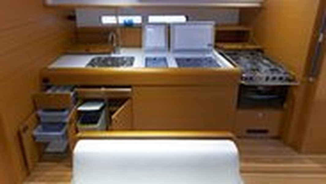 Sun Odyssey 469