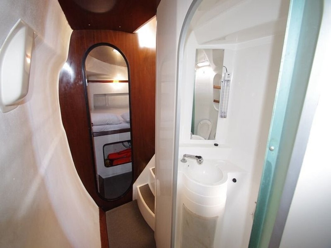 Athena 38