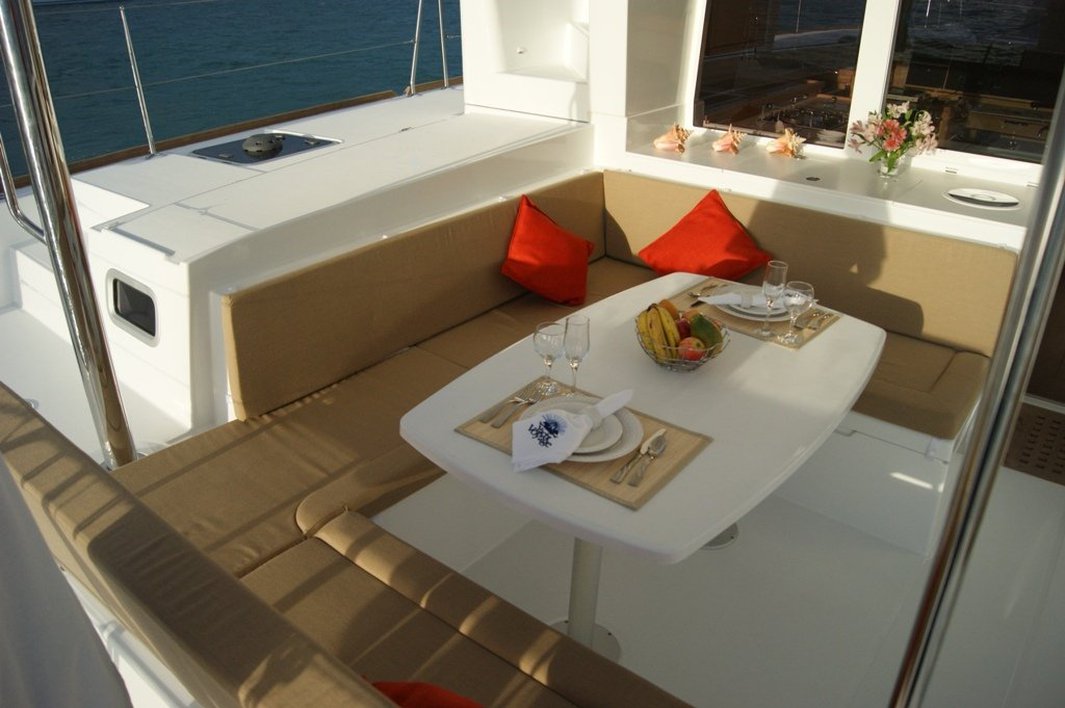 Lagoon 450