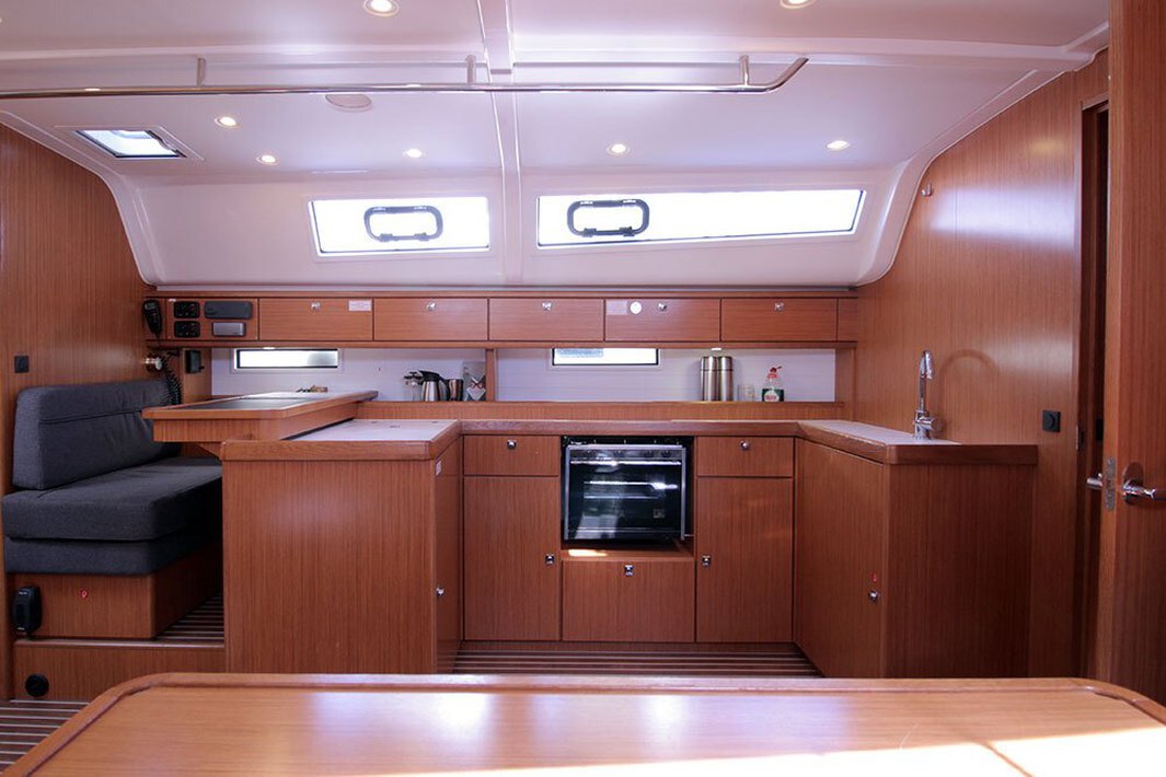 Bavaria Cruiser 51