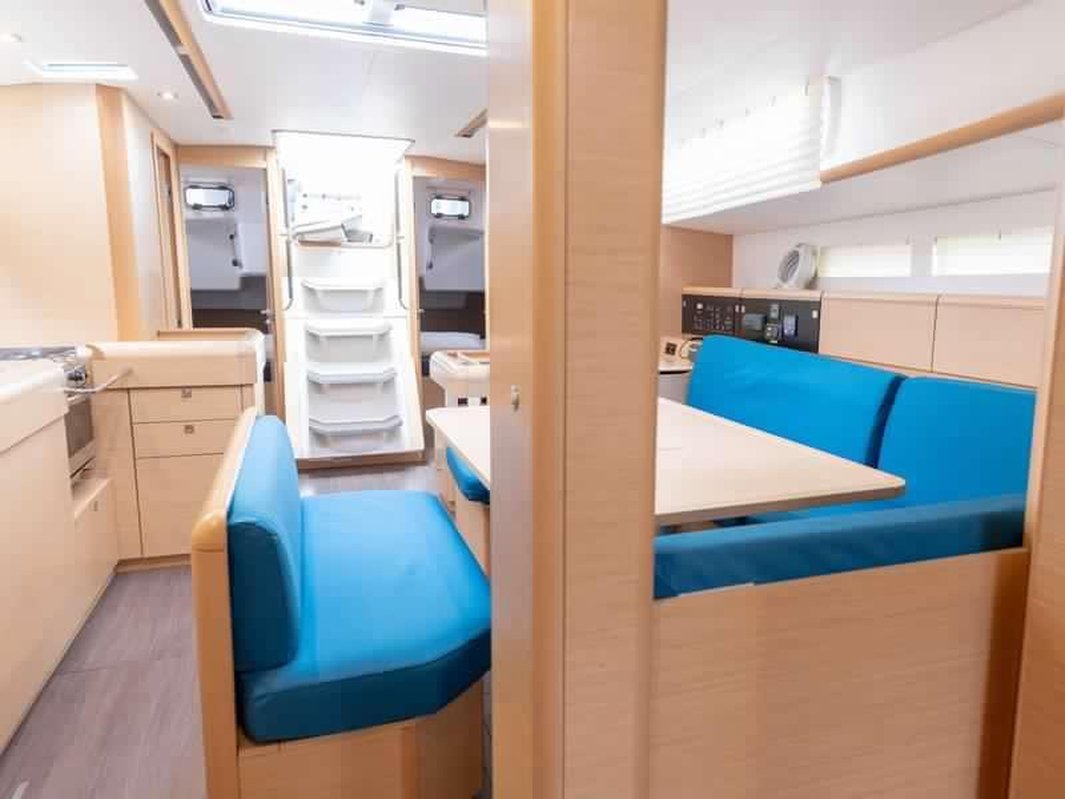 Sun Odyssey 519