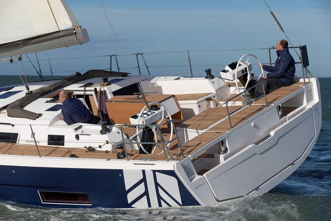 Dufour 470