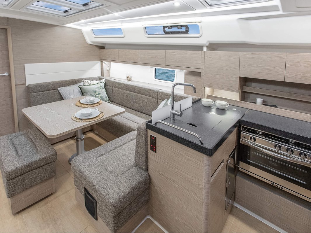 Hanse 458