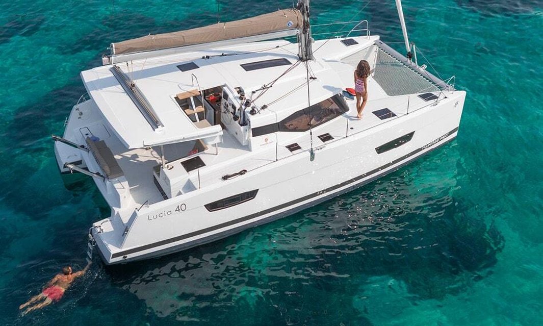 Lucia 40
