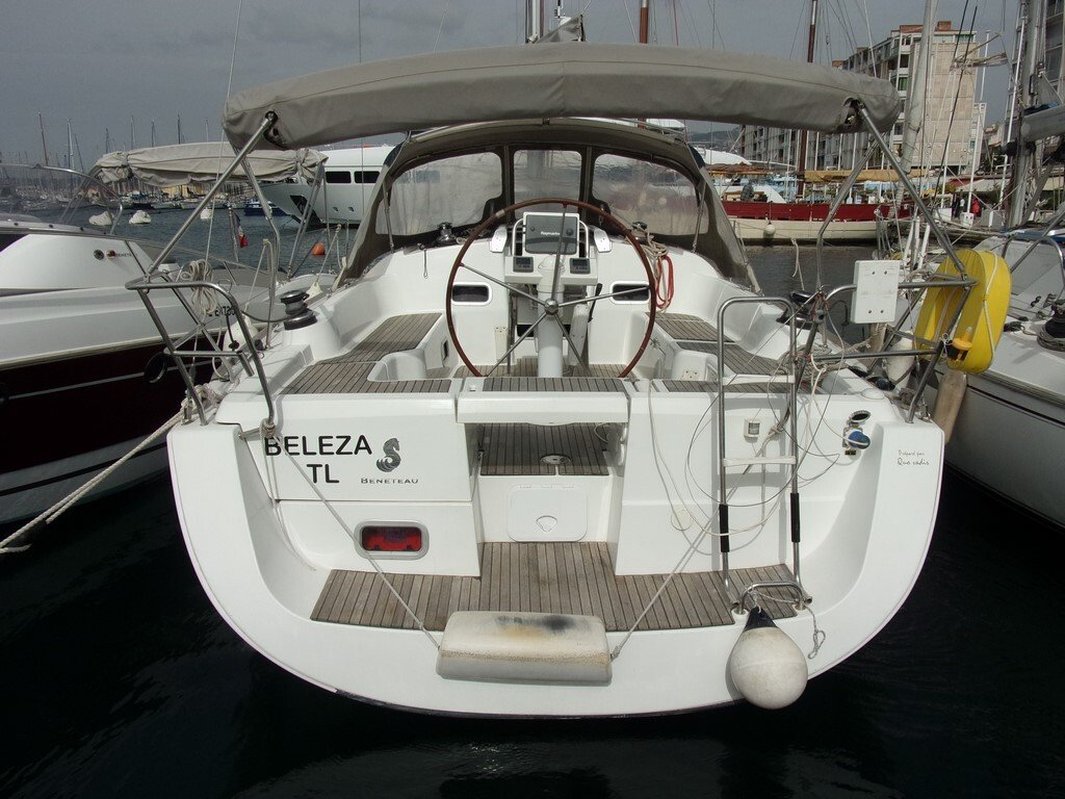 OCEANIS 37 (3 CAB)