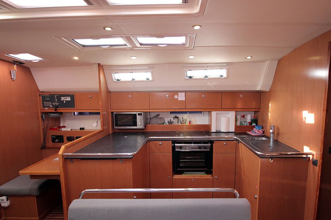 Bavaria Cruiser 50