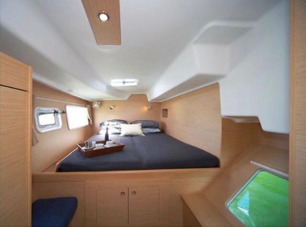 Lagoon 380