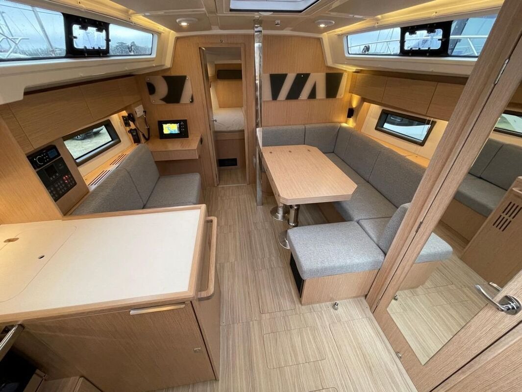 Bavaria C38