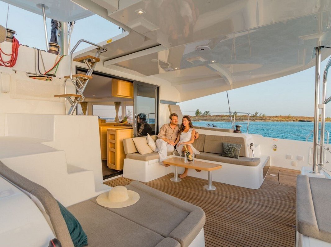 Lagoon 42