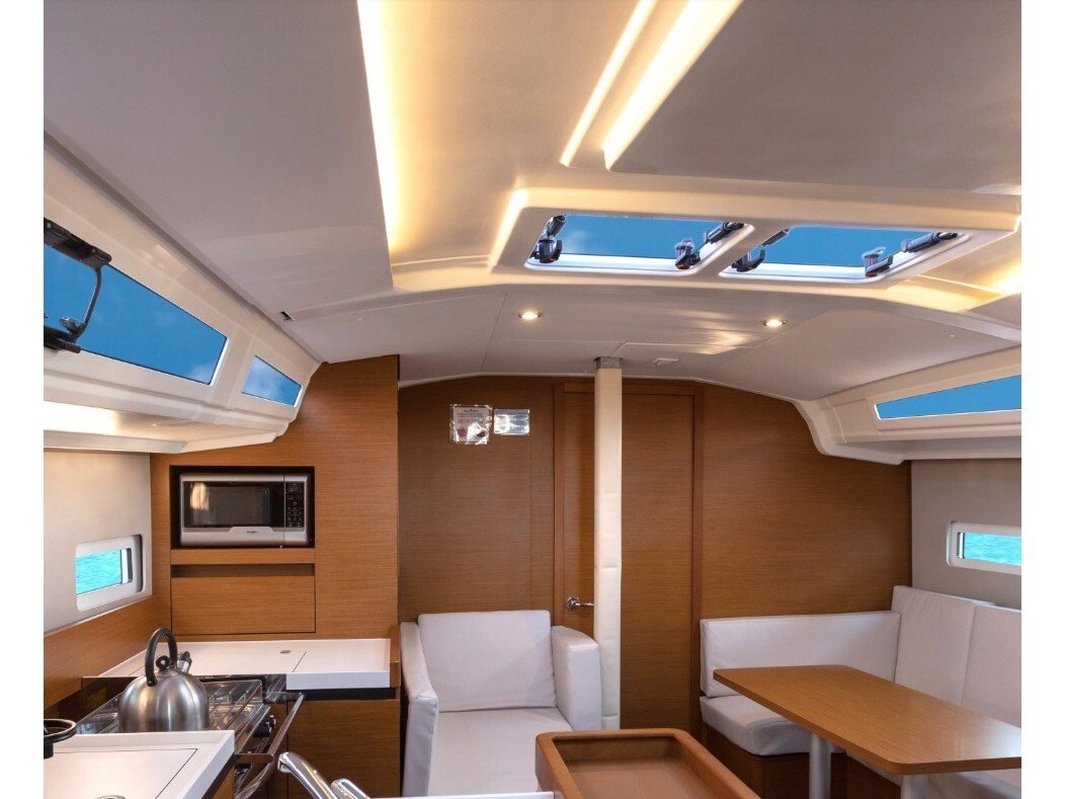 Sun Odyssey 410
