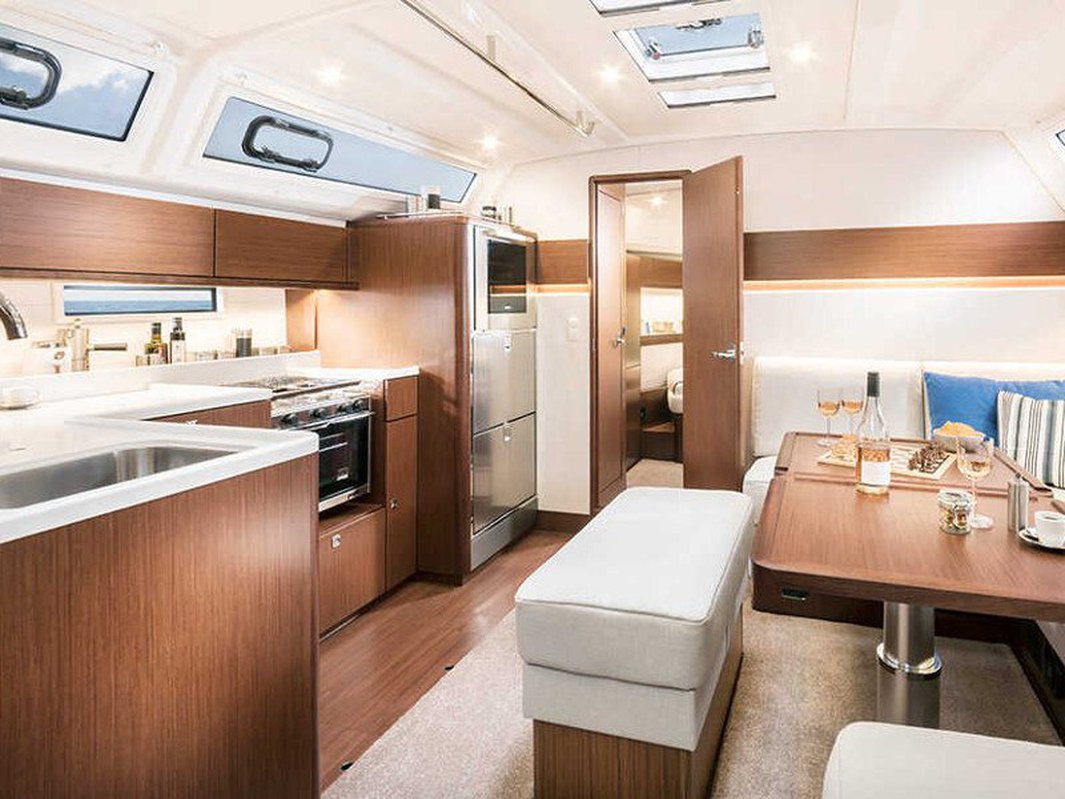 Bavaria Cruiser 46 Style